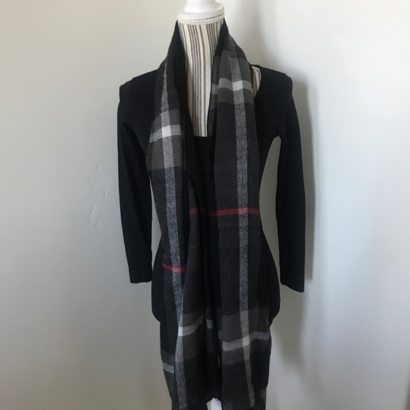 🍁 Black Plaid Oblong Scarf - Picture 3 of 3